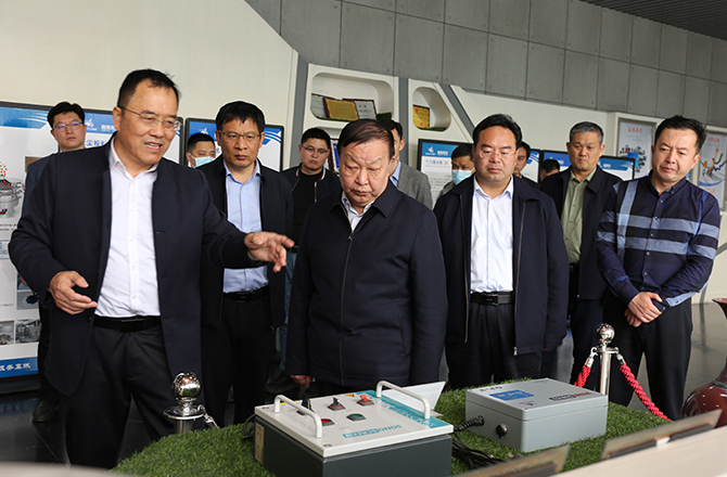 新乡市副市长祁文华带队调研17yy经典小游戏股份